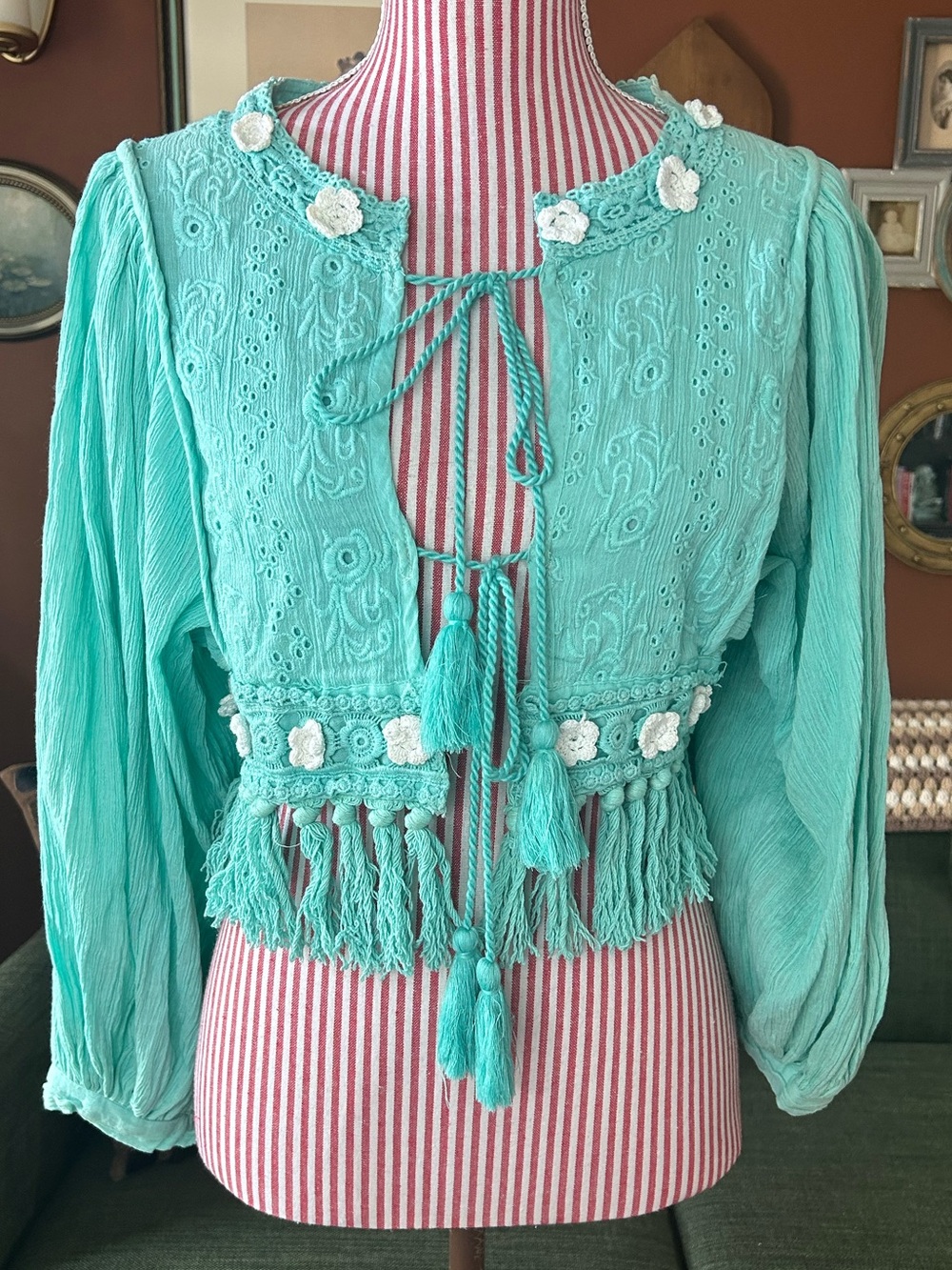NWT Turquoise Aqua Boho Cropped Top Flower Crochet Lace Fringe Retro 70s Cotton